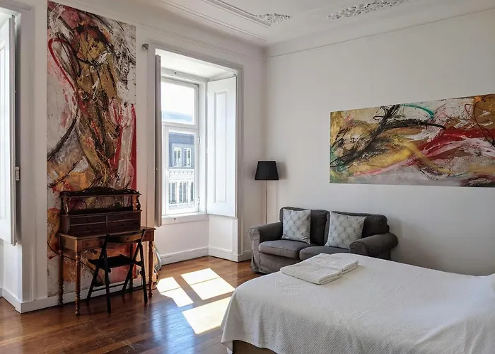 Lost Lisbon :: Cais House